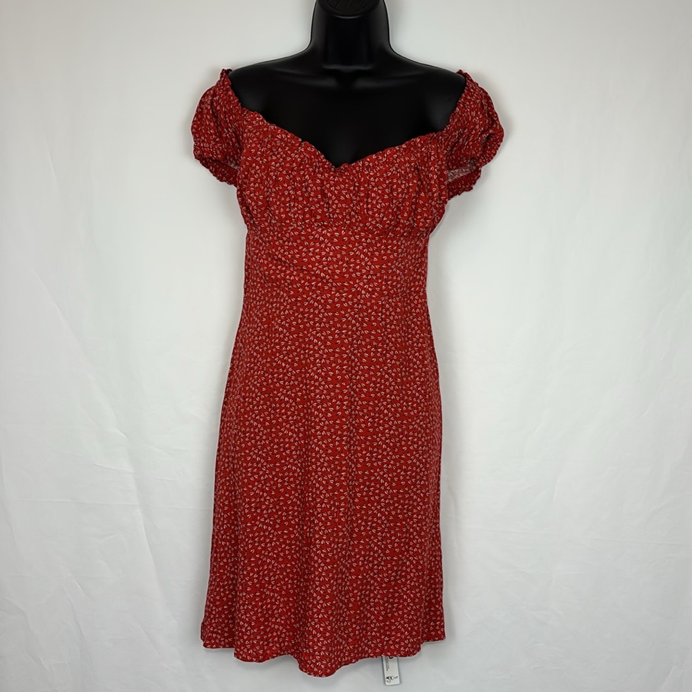 CUPSHE Women’s Sz Large Spring Fling Ditsy Floral Leaf detail Off Shoulder Dress